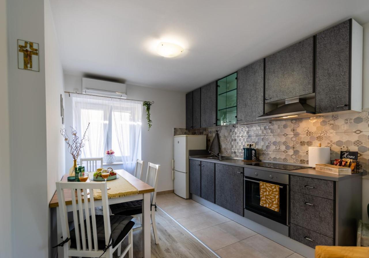 Apartman Tina Metković Extérieur photo